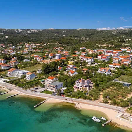 Mladenka 2 * Barbat na Rabu